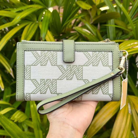 Michael Kors Jet Set Large Double Zip Phone Wallet Graphic Logo MK Light Sage - Picture 2 of 10